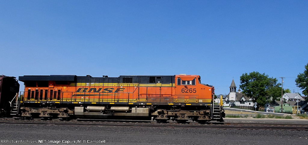 BNSF 6265